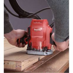 Фрезер Makita M3601